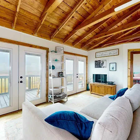 Country Roads Villa